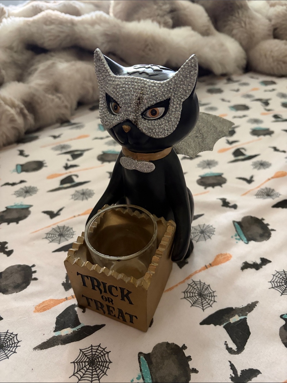 Yankee Candle “Spooktacular Sophia” Trick or Treat Votive Holder